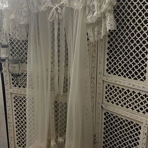 Elegant White Lace Sheer Robe